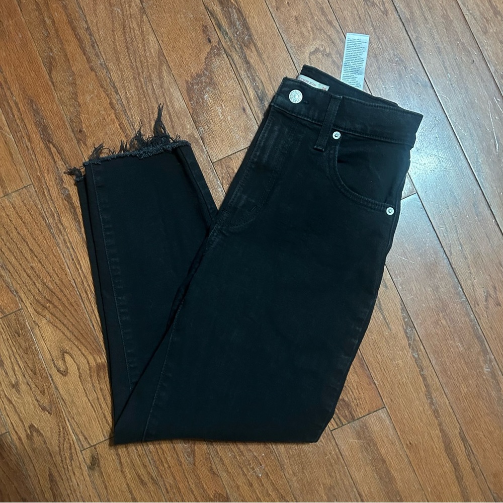 Levi's Women's High waisted mom‎ Jean